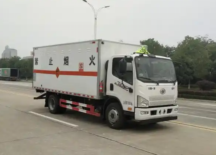 乳源爆破器材运输车可以上高速吗？